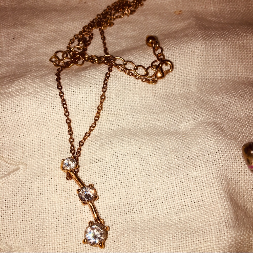 Rose golden three simulated lab diamond drop pendant necklace ext chain lobster